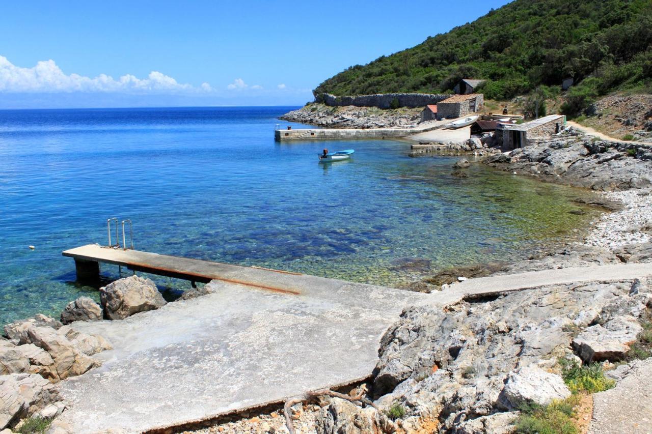 Apartments With A Parking Space Cunski, Losinj - 7867 Exterior photo
