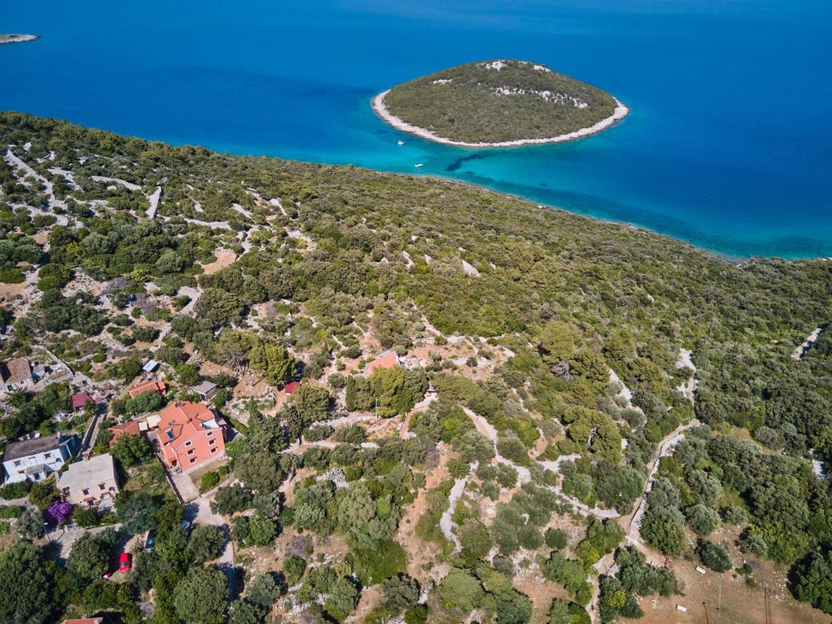 Apartments With A Parking Space Cunski, Losinj - 7867 Exterior photo