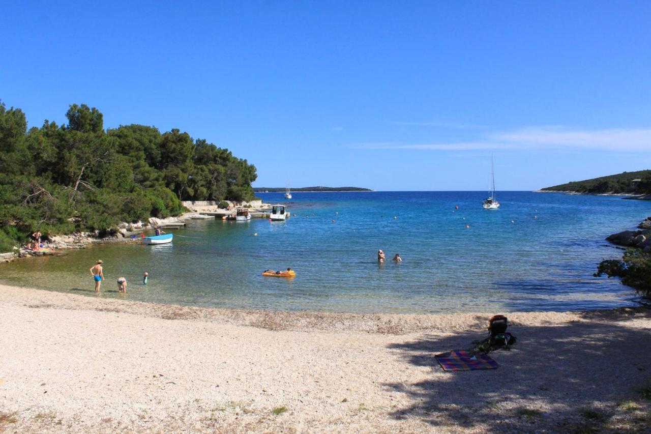 Apartments With A Parking Space Cunski, Losinj - 7867 Exterior photo