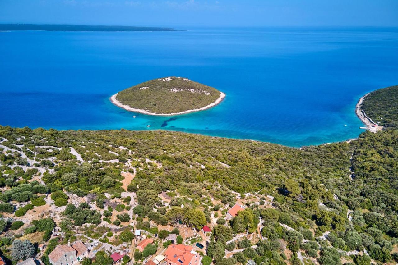 Apartments With A Parking Space Cunski, Losinj - 7867 Exterior photo