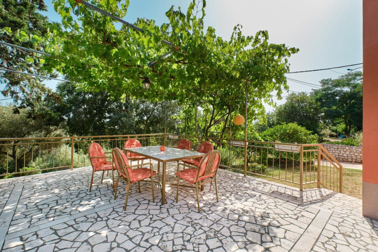Apartments With A Parking Space Cunski, Losinj - 7867 Exterior photo