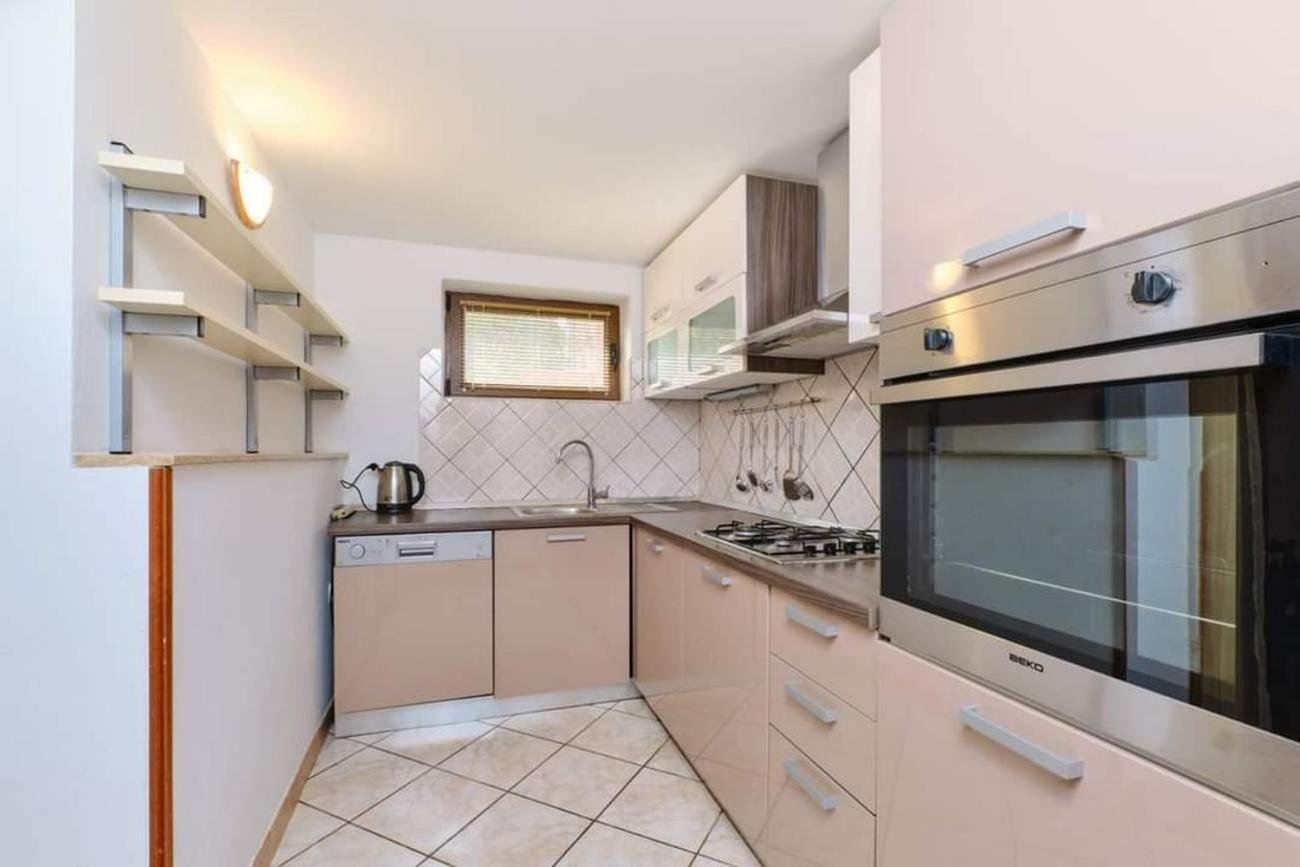 Apartments With A Parking Space Cunski, Losinj - 7867 Exterior photo