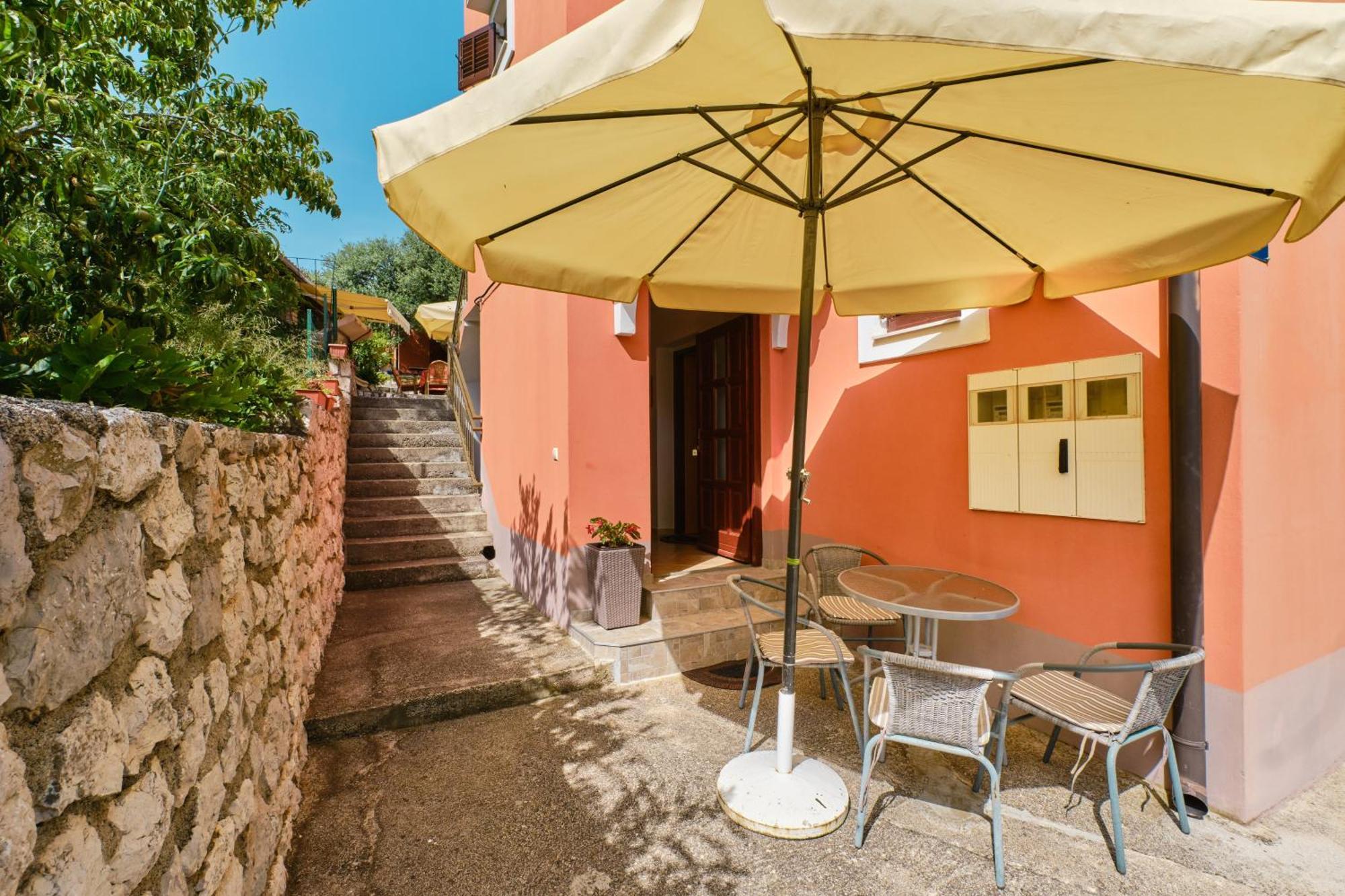 Apartments With A Parking Space Cunski, Losinj - 7867 Exterior photo