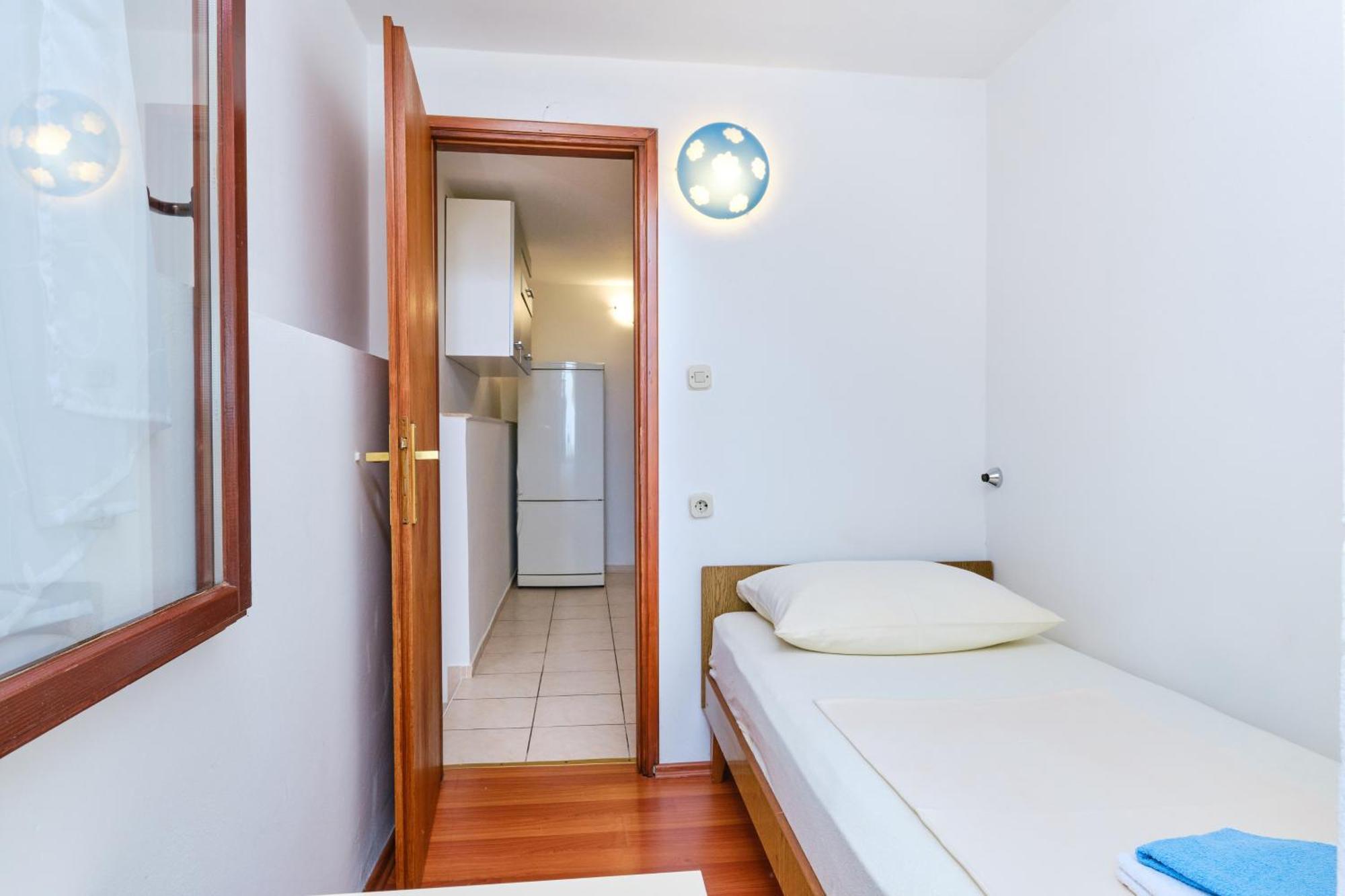 Apartments With A Parking Space Cunski, Losinj - 7867 Room photo